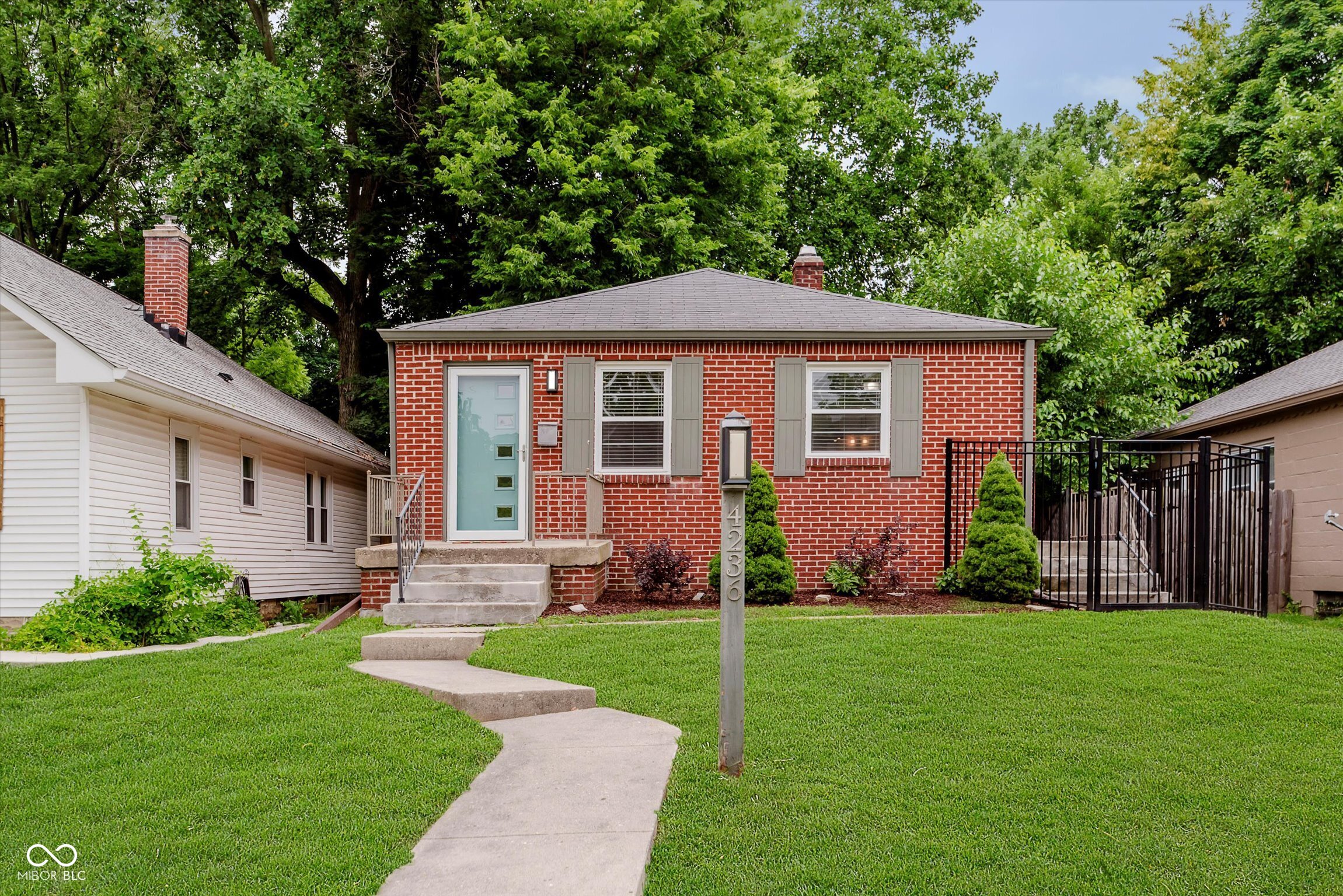 4236 Winthrop Avenue Indianapolis IN 46205