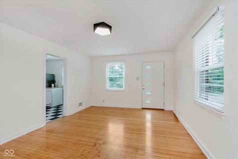 4236 Winthrop Avenue Indianapolis IN 46205