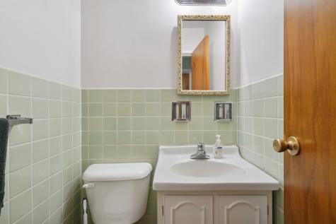 6751 Allisonville Road Indianapolis IN 46220
