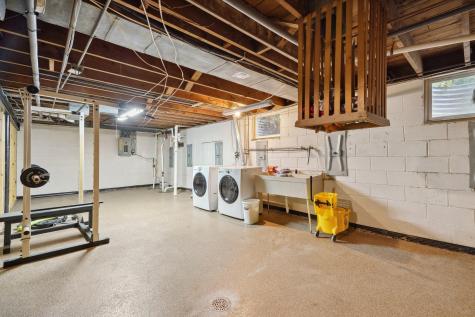 6751 Allisonville Road Indianapolis IN 46220