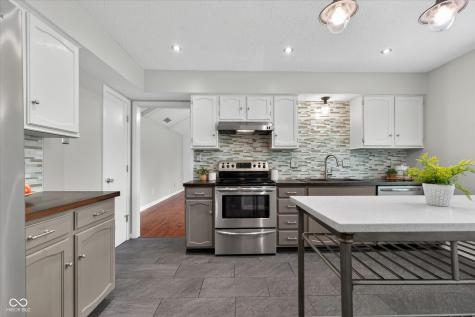 12764 Charing Cross Road Carmel IN 46033