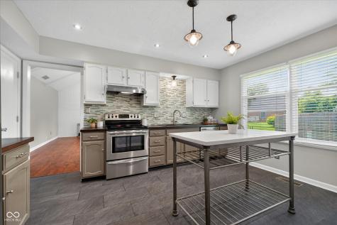 12764 Charing Cross Road Carmel IN 46033