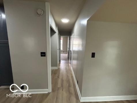 9218 Wind River Court Indianapolis IN 46234