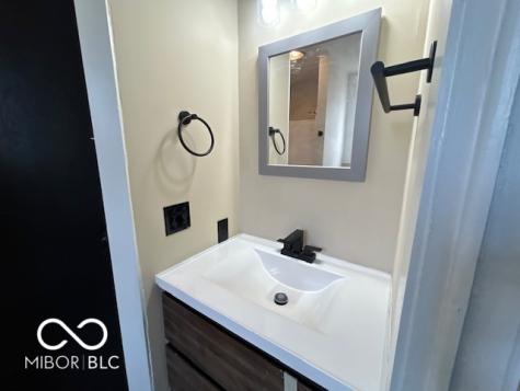9218 Wind River Court Indianapolis IN 46234