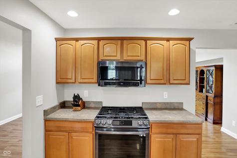 421 Lowry Street Jamestown IN 46147
