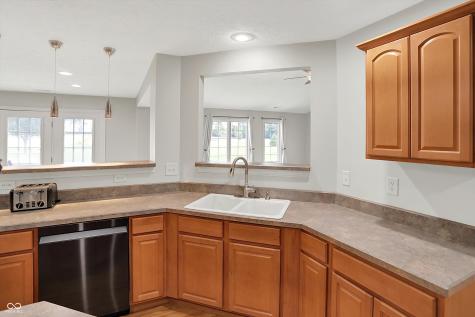421 Lowry Street Jamestown IN 46147