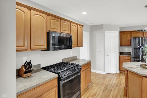 421 Lowry Street Jamestown IN 46147