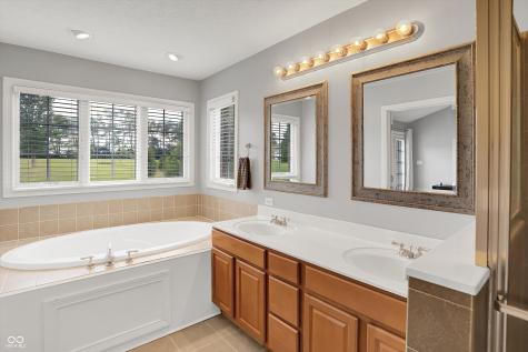 421 Lowry Street Jamestown IN 46147