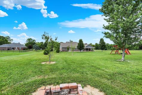 421 Lowry Street Jamestown IN 46147
