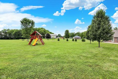 421 Lowry Street Jamestown IN 46147