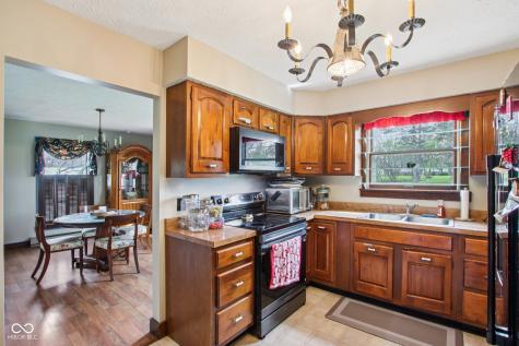 345 E Main Street Jamestown IN 46147