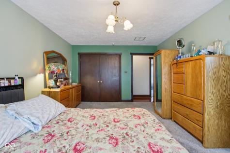 345 E Main Street Jamestown IN 46147