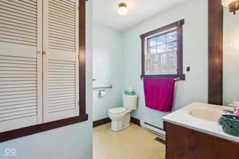 345 E Main Street Jamestown IN 46147