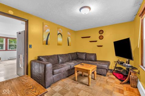 4851 Wycliff East Drive Indianapolis IN 46221