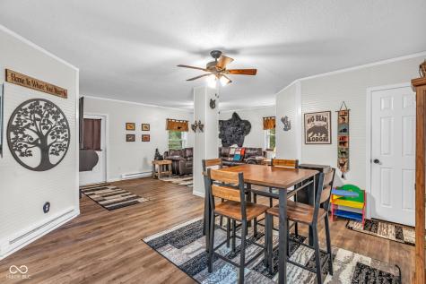 4851 Wycliff East Drive Indianapolis IN 46221