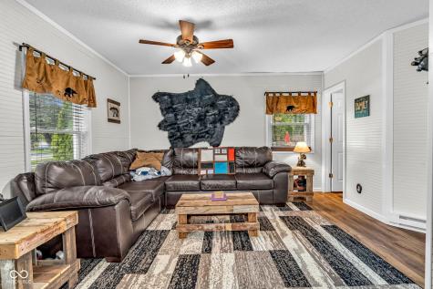 4851 Wycliff East Drive Indianapolis IN 46221