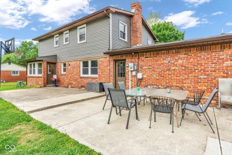 4851 Wycliff East Drive Indianapolis IN 46221