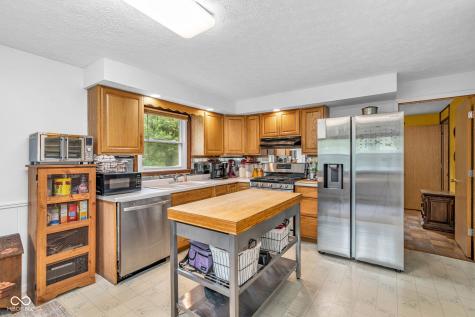 4851 Wycliff East Drive Indianapolis IN 46221