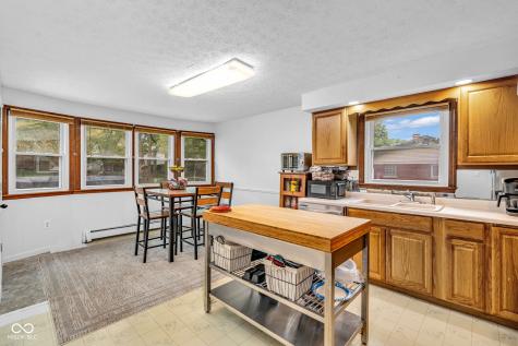 4851 Wycliff East Drive Indianapolis IN 46221