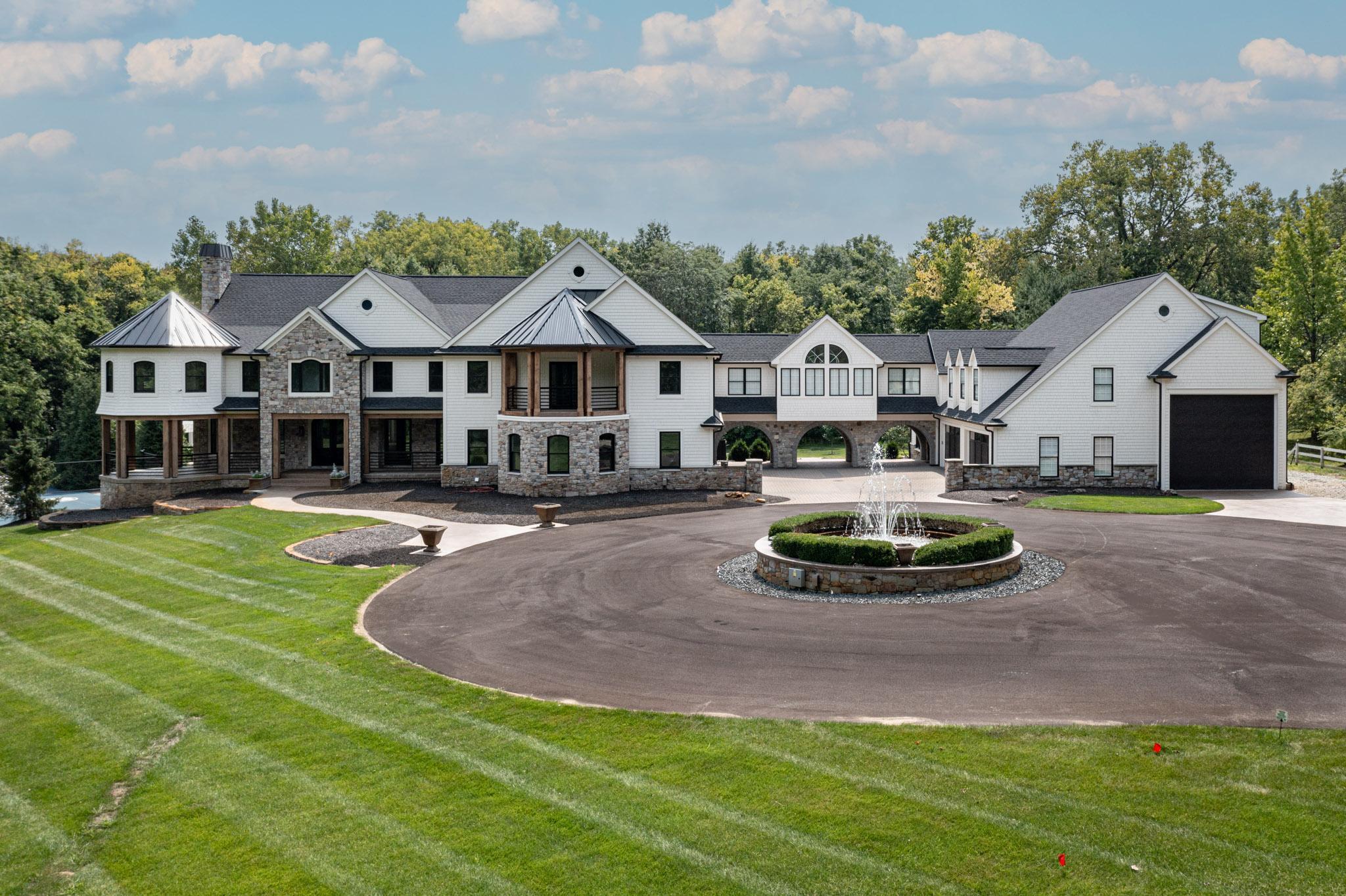 9915 E 300 S Zionsville IN 46077