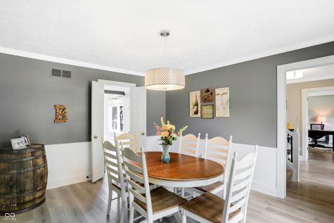 630 Sugarbush Drive Zionsville IN 46077