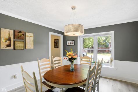 630 Sugarbush Drive Zionsville IN 46077