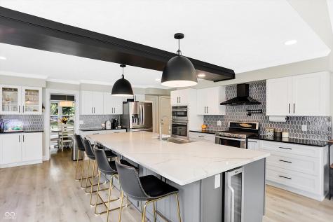 630 Sugarbush Drive Zionsville IN 46077