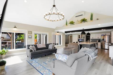 630 Sugarbush Drive Zionsville IN 46077