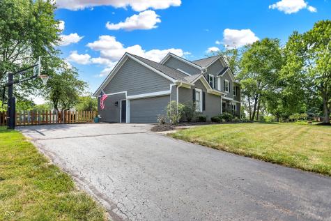 630 Sugarbush Drive Zionsville IN 46077