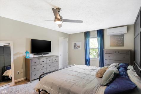 630 Sugarbush Drive Zionsville IN 46077