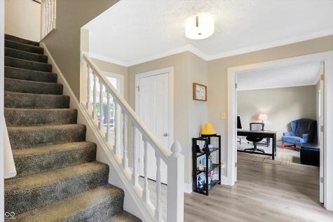630 Sugarbush Drive Zionsville IN 46077