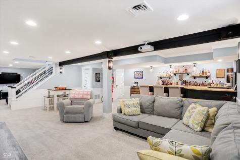 630 Sugarbush Drive Zionsville IN 46077