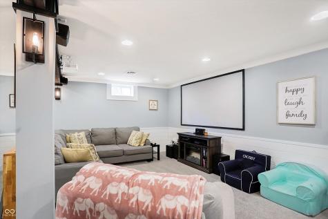 630 Sugarbush Drive Zionsville IN 46077