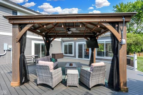 630 Sugarbush Drive Zionsville IN 46077