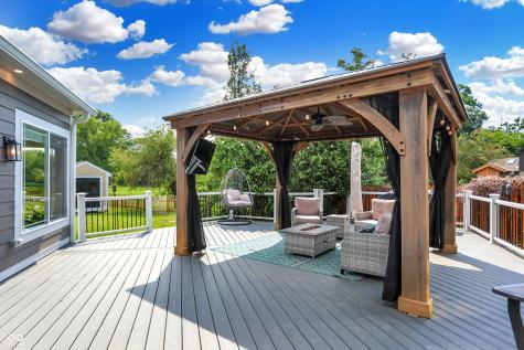 630 Sugarbush Drive Zionsville IN 46077