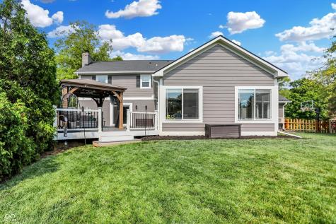 630 Sugarbush Drive Zionsville IN 46077