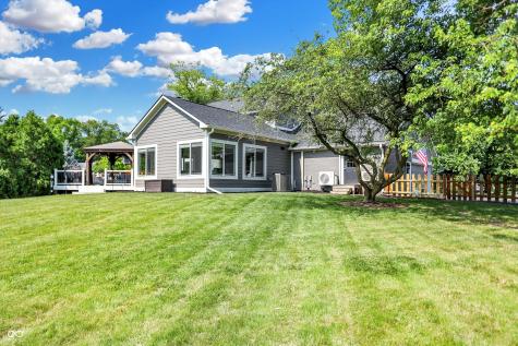 630 Sugarbush Drive Zionsville IN 46077
