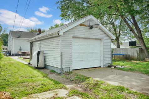 606 W 7th Street Seymour IN 47274