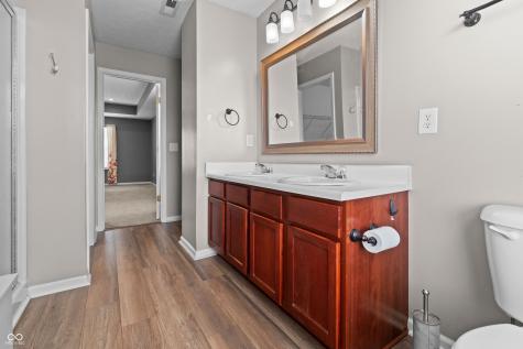 5415 Misthaven Lane Greenwood IN 46143