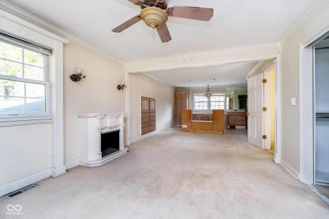 6805 S Ford Road Zionsville IN 46077