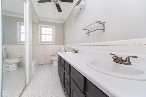6805 S Ford Road Zionsville IN 46077