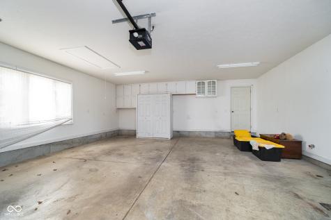 6805 S Ford Road Zionsville IN 46077