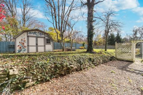 6805 S Ford Road Zionsville IN 46077