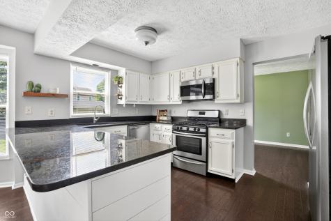 11133 Sunnybay Lane Indianapolis IN 46236