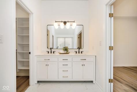 11742 Whisper Bay Court Carmel IN 46033