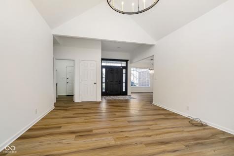 11742 Whisper Bay Court Carmel IN 46033