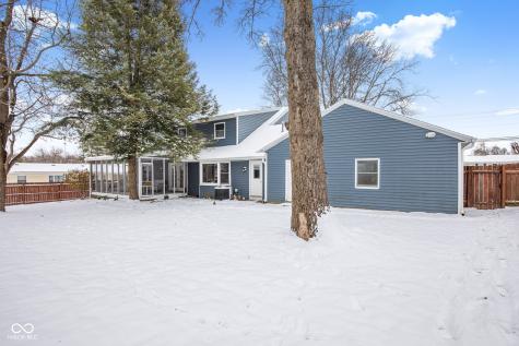 1312 W Country Club Road Connersville IN 47331