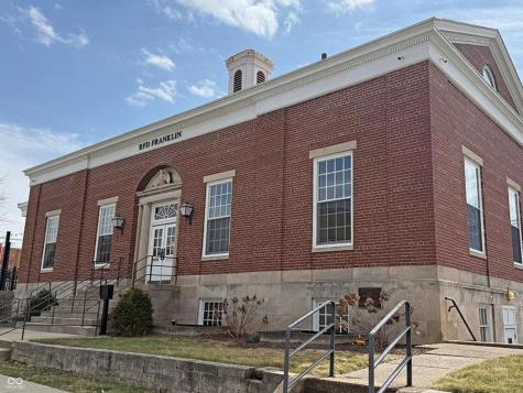 1099 Winterfield Boulevard Franklin IN 46131