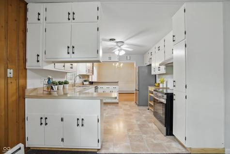 5129 E 69th Street Indianapolis IN 46220