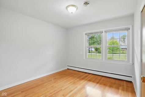 5129 E 69th Street Indianapolis IN 46220